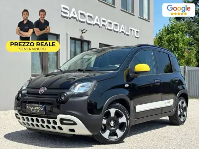 Usata Fiat Panda Cross Cross 69 CV (50 kW) 2025 Nero Utilitaria