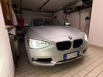 Usata BMW 118 Comfort Edition 143 CV (105 kW) 2014 Grigio Utilitaria