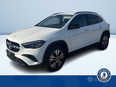 Käytetty Mercedes GLA180 Advanced 116 HP (85 kW) 2025 Valkoinen Katumaasturi