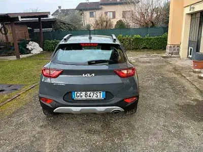 Second-hand Kia Stonic 84 CP (61 kW) 2022 Gri SUV