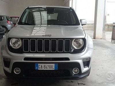 Usata Jeep Renegade Limited 120 CV (88 kW) 2020 Argento SUV