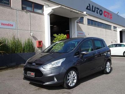 Begagnad Ford B-MAX Titanium 95 HK (69 kW) 2015 Grå Minibuss