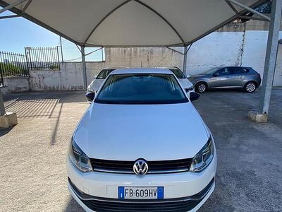 Usata VW Polo Trendline 74 CV (54 kW) 2015 Bianco Utilitaria