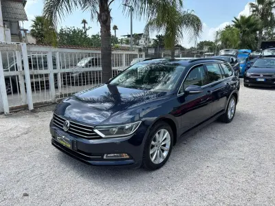 Usata VW Passat Executive 150 CV (110 kW) 2017 Bluazzurro Station wagon