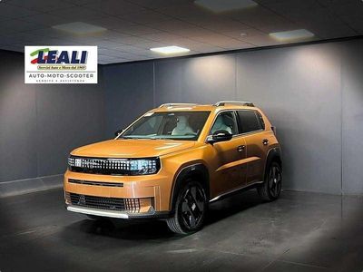 Nuova Fiat Grande Panda La Prima 100 CV (73 kW) 2025 Marrone Utilitaria