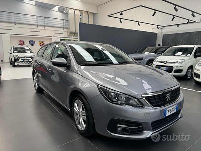 Usata Peugeot 308 Business-Line 131 CV (96 kW) 2018 Grigio Station wagon