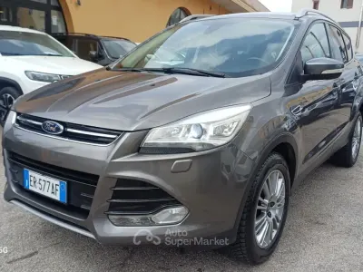 Occasion Ford Kuga Titanium 140 ch (102 kW) 2014 Gris SUV