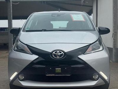 Usata Toyota Aygo Cool 69 CV (50 kW) 2016 Grigio Utilitaria