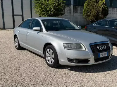 Usata Audi A6 140 CV (102 kW) 2005 Grigio Berlina