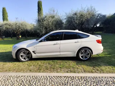 Usata BMW 320 Sport Line 184 CV (135 kW) 2013 Berlina