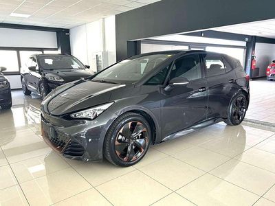 Usata Cupra Born 169 kW (231 CV) 2024 Grigio quasar Utilitaria