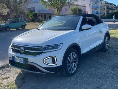 Usata VW T-Roc Style 110 CV (80 kW) 2022 Bianco SUV