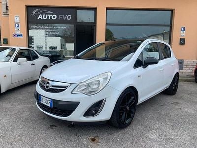 Usata Opel Corsa 86 CV (63 kW) 2012 Bianco Utilitaria
