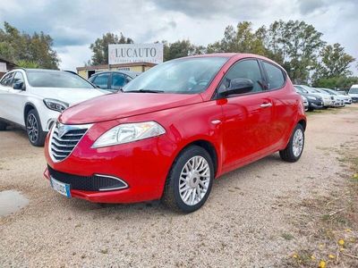 usata Lancia Ypsilon 1.2 69CV 48.000 KM ANNO 2015 GARANT