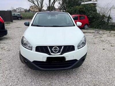 Usata Nissan Qashqai Tekna 117 CV (86 kW) 2010 Bianco SUV