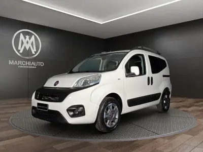 Usata Fiat Qubo Trekking 80 CV (58 kW) 2019 Bianco pastello Monovolume