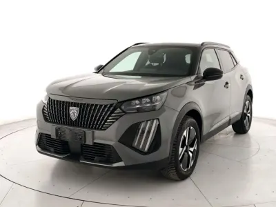 Usata Peugeot 2008 GT 130 CV (95 kW) 2024 Grigio SUV