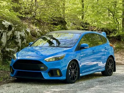 Usata Ford Focus RS 350 CV (257 kW) 2016 Bluazzurro Berlina