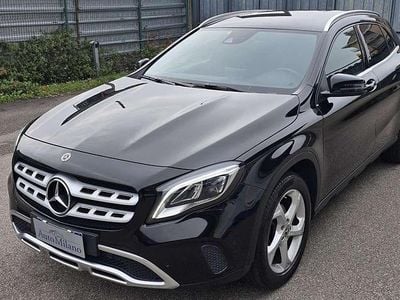 Usata Mercedes GLA200 Premium Plus 136 CV (100 kW) 2019 Nero SUV