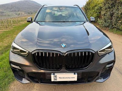 Usata BMW X5 M Sport 286 CV (210 kW) 2022 Artik grau met. SUV