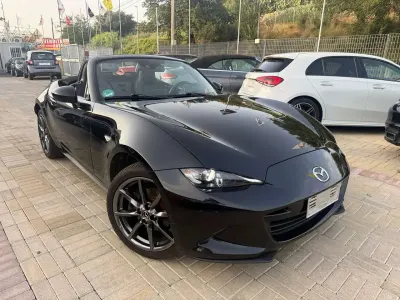 Usata Mazda MX5 Sports-Line 160 CV (117 kW) 2017 Nero Cabrio
