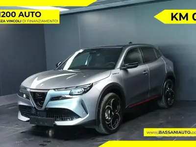 Ny Alfa Romeo Junior 145 HK (106 kW) 2026 Grå SUV
