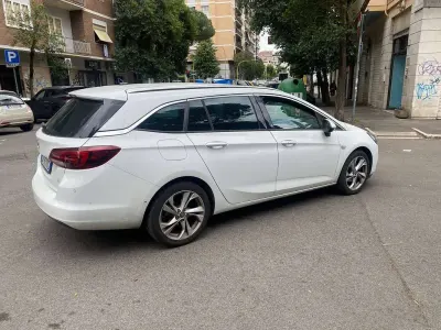 Usata Opel Astra Business Elegance 105 CV (77 kW) 2020 Bianco Station wagon