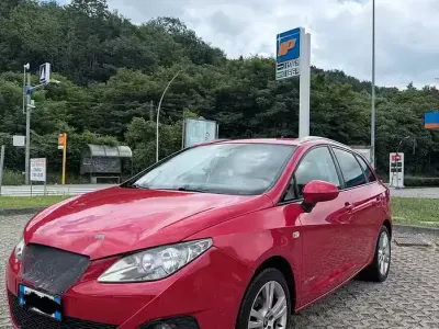 Usata Seat Ibiza ST 69 CV (50 kW) 2011 Rosso Station wagon