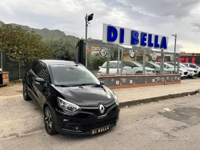 Usata Renault Captur 89 CV (65 kW) 2014 Nero SUV