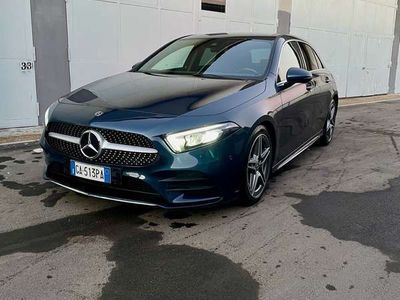 Usata Mercedes A180 Premium 116 CV (85 kW) 2020 Blu Berlina