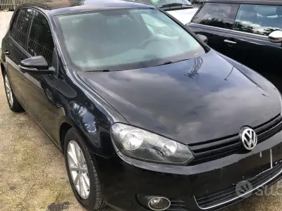 Usata VW Golf VII 105 CV (77 kW) 2012 Nero