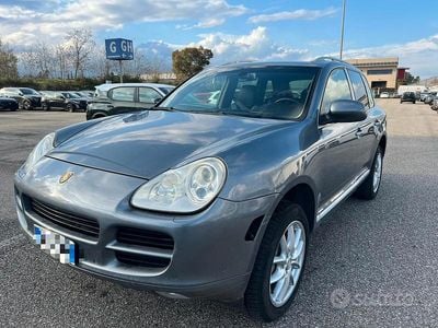 Usata Porsche Cayenne 340 CV (250 kW) 2006 Grigio SUV