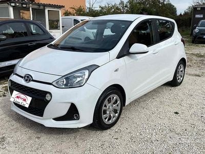 Usata Hyundai i10 67 CV (49 kW) 2017 Bianco Utilitaria