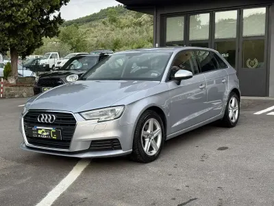 Usata Audi A3 Ambiente 116 CV (85 kW) 2017 Argento Berlina