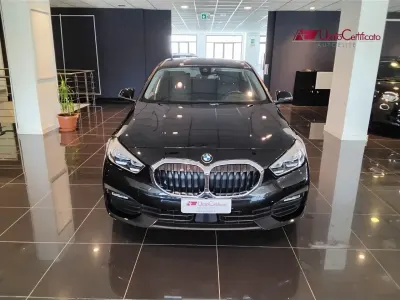 Usata BMW 116 Advantage 115 CV (84 kW) 2022 Nero Utilitaria
