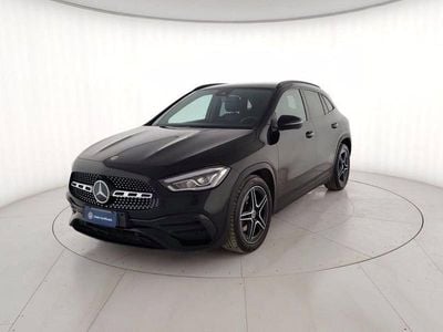 Usata Mercedes GLA200 Premium 150 CV (110 kW) 2022 Nero metallizzato SUV