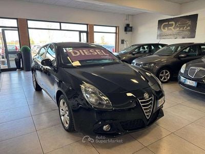 Usata Alfa Romeo Giulietta Exclusive 120 CV (88 kW) 2015 Nero Utilitaria
