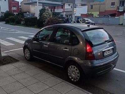 Usata Citroën C3 70 CV (51 kW) 2005 Grigio Berlina