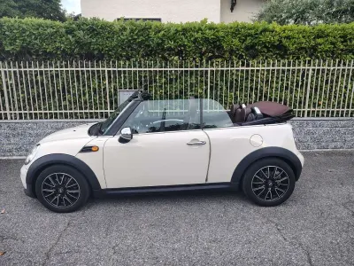Usata Mini Cooper D Cabriolet