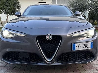 Usata Alfa Romeo Giulia Super 179 CV (131 kW) 2016 Berlina