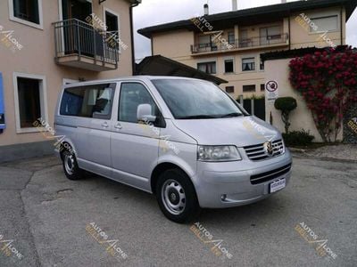 VW Caravelle