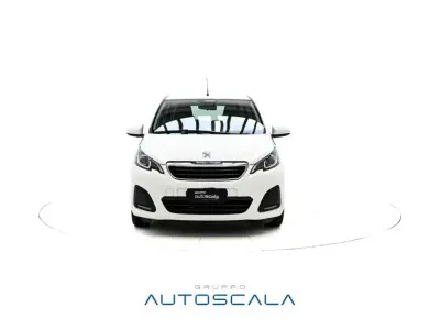Usata Peugeot 108 Active 72 CV (52 kW) 2021 Bianco calcite Berlina
