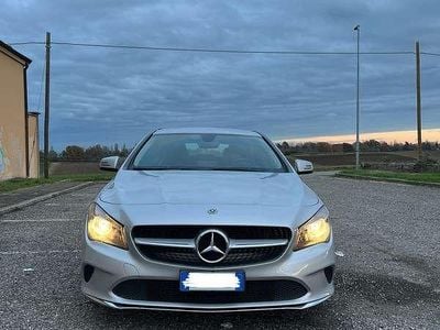 Mercedes CLA200