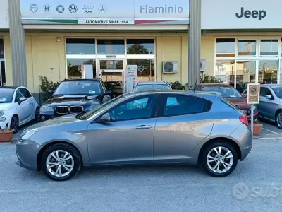 Usata Alfa Romeo Giulietta Distinctive 105 CV (77 kW) 2014 Grigio Utilitaria