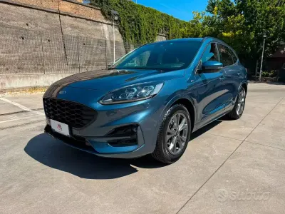 Usata Ford Kuga ST-Line X 120 CV (88 kW) 2022 Bluazzurro SUV