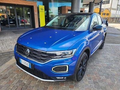 Usata VW T-Roc 150 CV (110 kW) 2021 Blu SUV