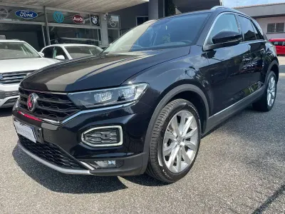 Usata VW T-Roc Advance 150 CV (110 kW) 2020 Nero SUV