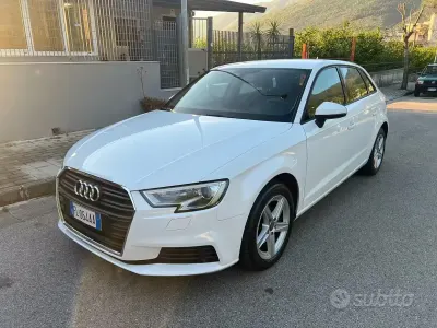 Usata Audi A3 Business 116 CV (85 kW) 2017 Bianco Berlina