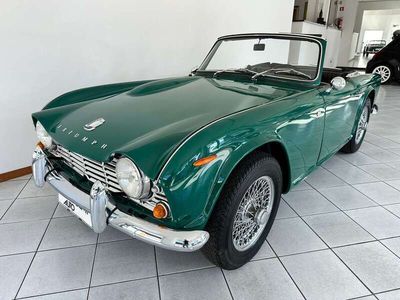 Usata Triumph TR4 101 CV (74 kW) 1963 Verde Cabrio