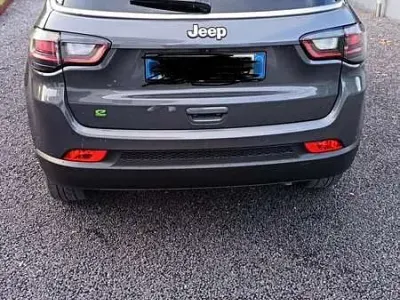 Usata Jeep Compass Limited 131 CV (96 kW) 2023 Grigio SUV